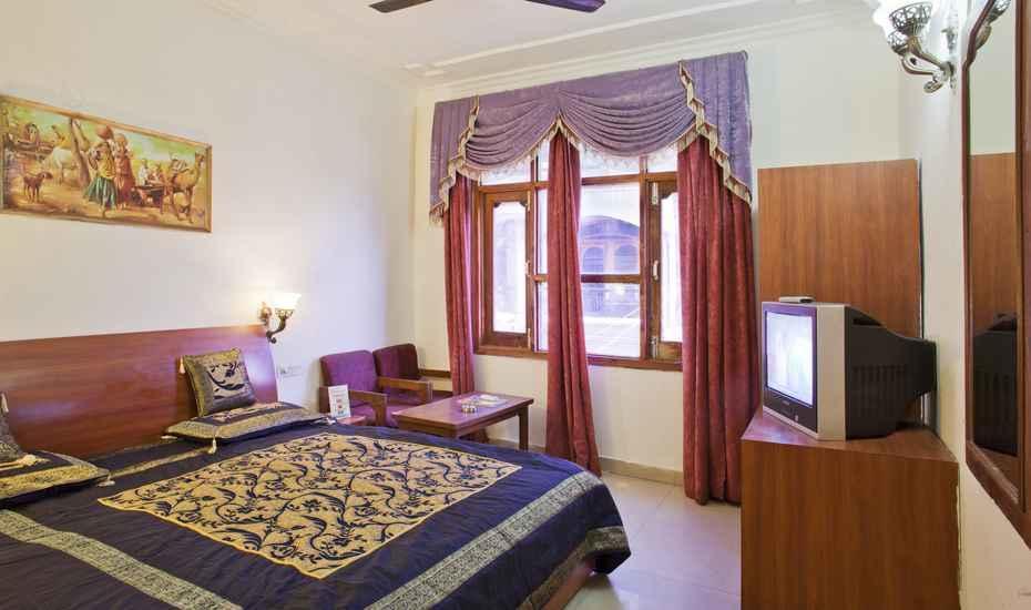Hotel Kapoor Palace Katra  Exteriör bild
